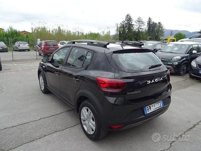 Usata Dacia Sandero Expression 101 CV (74 kW) 2024 Nero Berlina