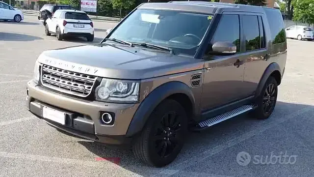 Usata Land Rover Discovery 4 S 211 CV (155 kW) 2016 Bronzo SUV