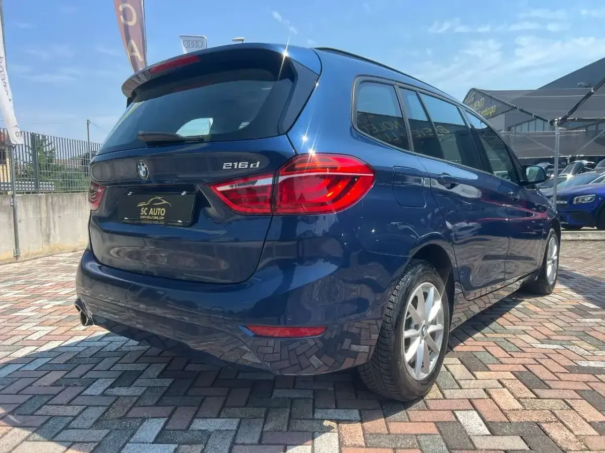 Usata BMW 216 Gran Tourer Efficient Dynamics 150 CV (110 kW) 2022 Blu/azzurro Monovolume