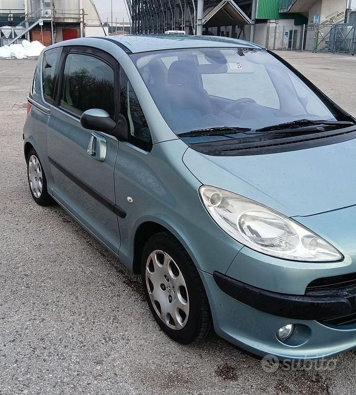 Usata Peugeot 1007 2006 Verde Monovolume