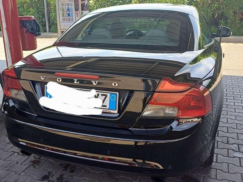 Usata Volvo C70 Momentum 150 CV (110 kW) 2013 Nero Cabrio