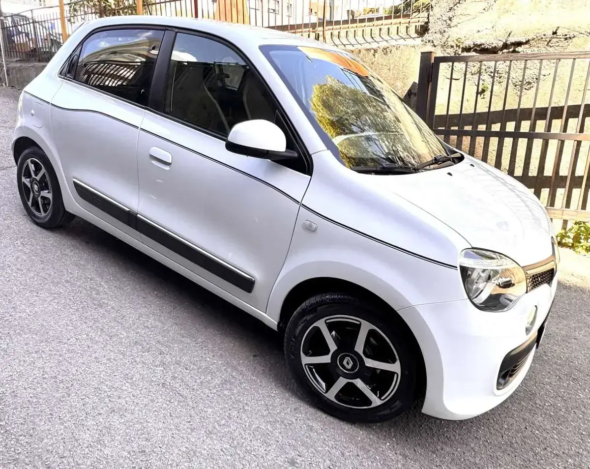 Usata Renault Twingo SE 71 CV (52 kW) 2015 Other Utilitaria