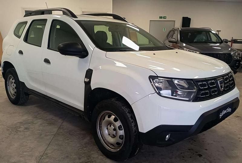 Usata Dacia Duster Essentiel 101 CV (74 kW) 2020 Bianco ghiaccio SUV