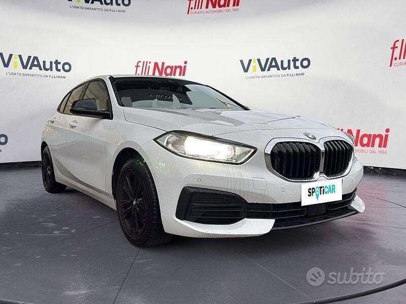 Usata BMW 118 Advantage 140 CV (102 kW) 2020 Bianco Utilitaria