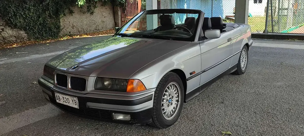 Usata BMW 320 Cabriolet Efficient Dynamics 150 CV (110 kW) 1995 Grigio Cabrio