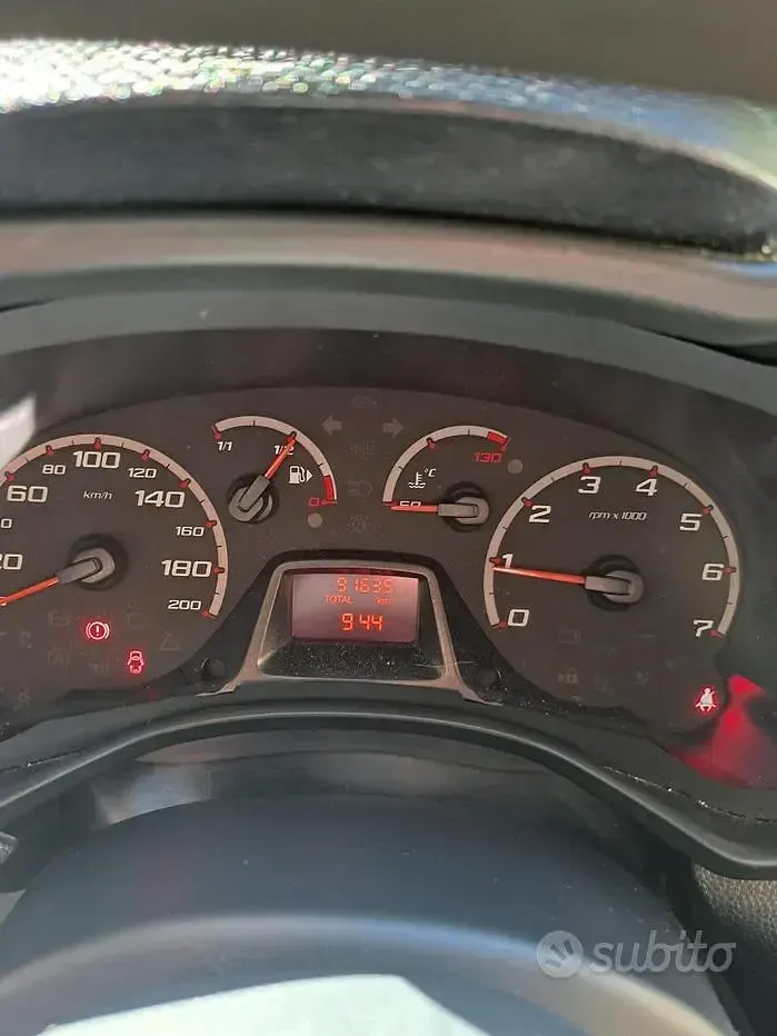 Usata Ford Ka 69 CV (50 kW) 2011 Nero Utilitaria