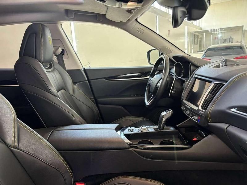 Usata Maserati Levante 275 CV (202 kW) 2018 Nero SUV