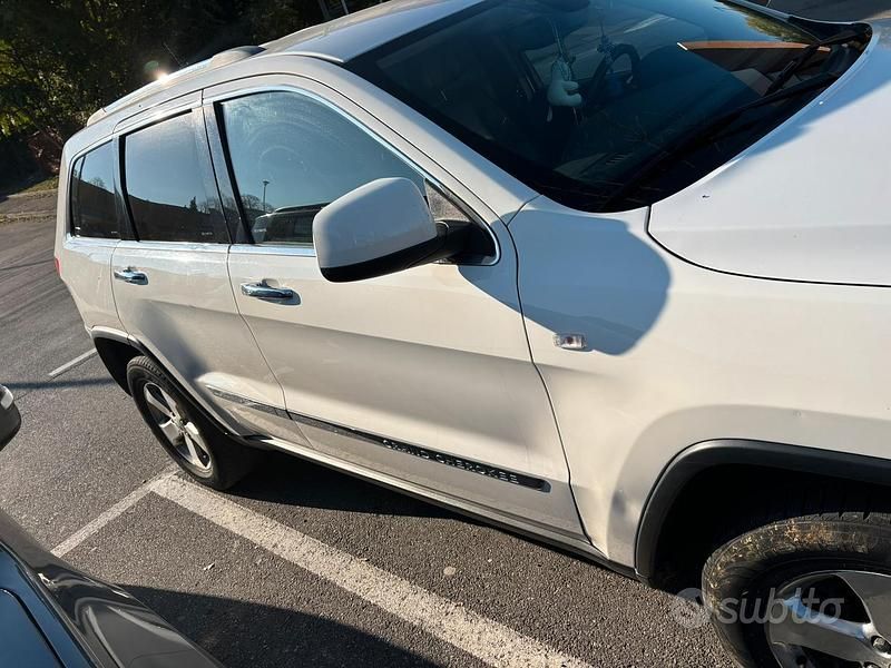 Usata Jeep Grand Cherokee 241 CV (177 kW) 2013 Bianco SUV