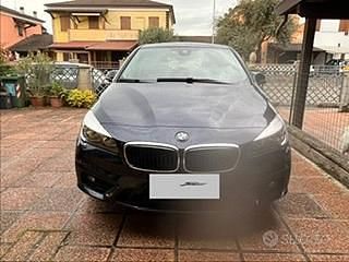 Usata BMW 218 Efficient Dynamics 150 CV (110 kW) 2017 Blu Monovolume