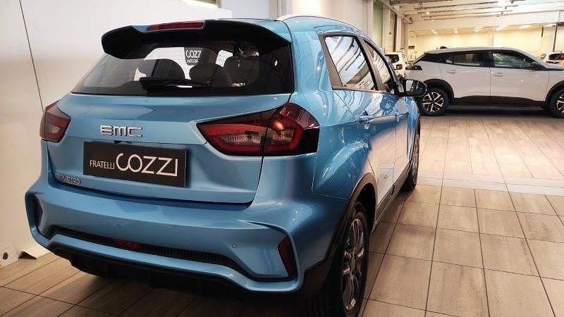 Nuova EMC QUATTRO 103 CV (75 kW) 2026 Blu/azzurro SUV