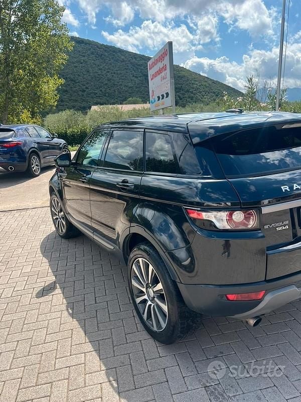 Usata Land Rover Range Rover evoque 190 CV (139 kW) 2015 Nero Station wagon