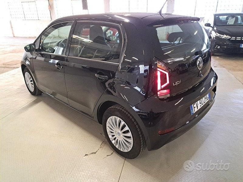 Usata VW up! move up! 75 CV (55 kW) 2018 Nero Utilitaria