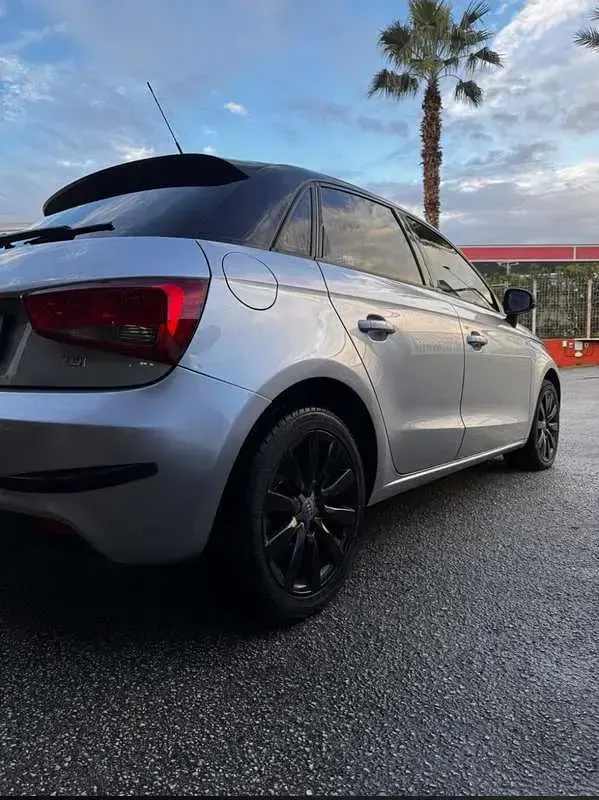 Usata Audi A1 Sportback Admired 90 CV (66 kW) 2014 Utilitaria