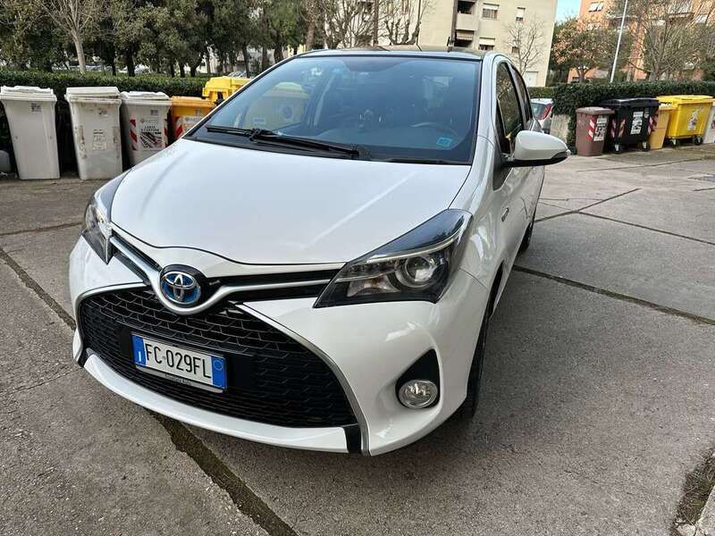 Usato 2016 Toyota Yaris Hybrid 1.5 El_Hybrid 75 CV (9.990 €) | Marche ...