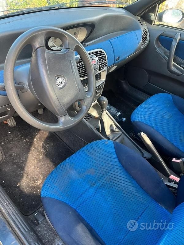 Usata Lancia Ypsilon 2000 Blu Utilitaria