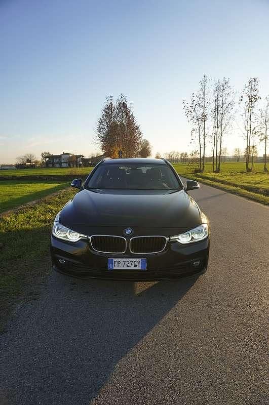 Usata BMW 318 Sport Line 150 CV (110 kW) 2018 Station wagon