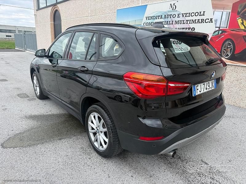 Usata BMW X1 150 CV (110 kW) 2017 Nero SUV