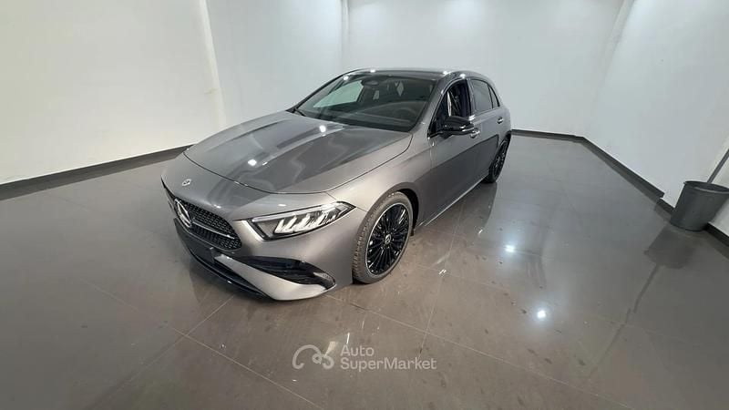 Nuova Mercedes A200 AMG line 150 CV (110 kW) 2026 Gray Berlina