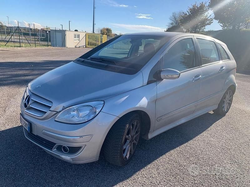 Usata Mercedes B170 2008 Grigio Monovolume
