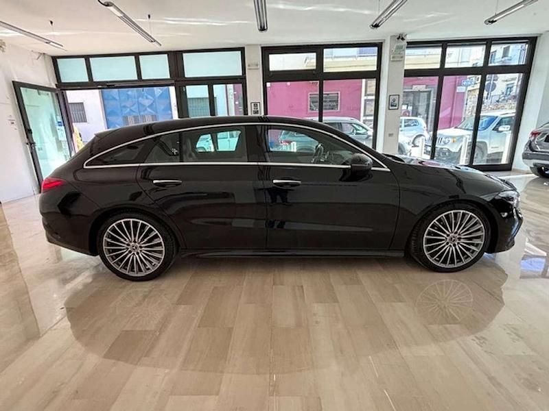 Usata Mercedes CLA180 Shooting Brake AMG line 116 CV (85 kW) 2024 Nero Station wagon