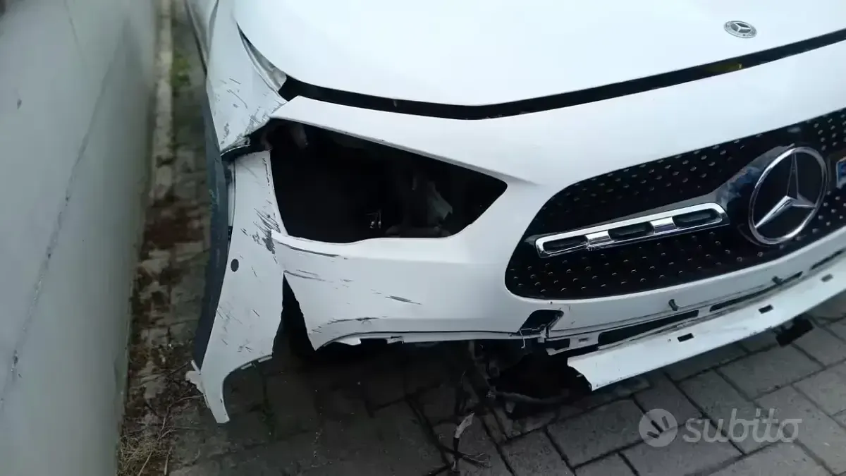 Usata Mercedes GLA200 2020 Bianco SUV