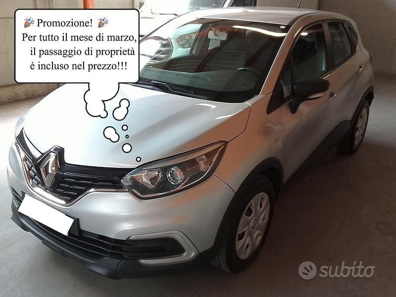 Usata Renault Captur Zen 90 CV (66 kW) 2018 Grigio SUV