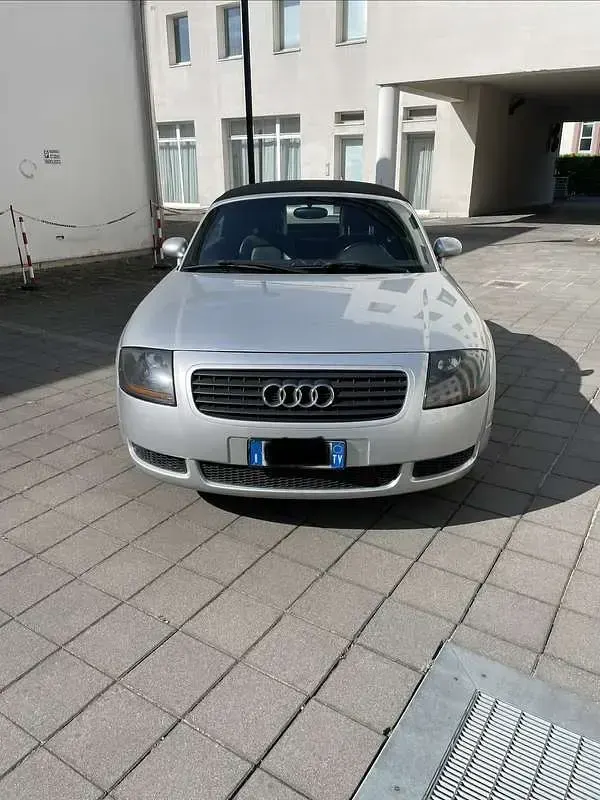 Usata Audi TT Roadster 150 CV (110 kW) 2001 Cabrio