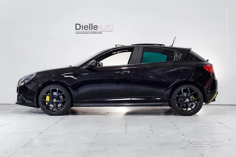 Usata Alfa Romeo Giulietta Super 175 CV (128 kW) 2016 Nero metallizzato Utilitaria