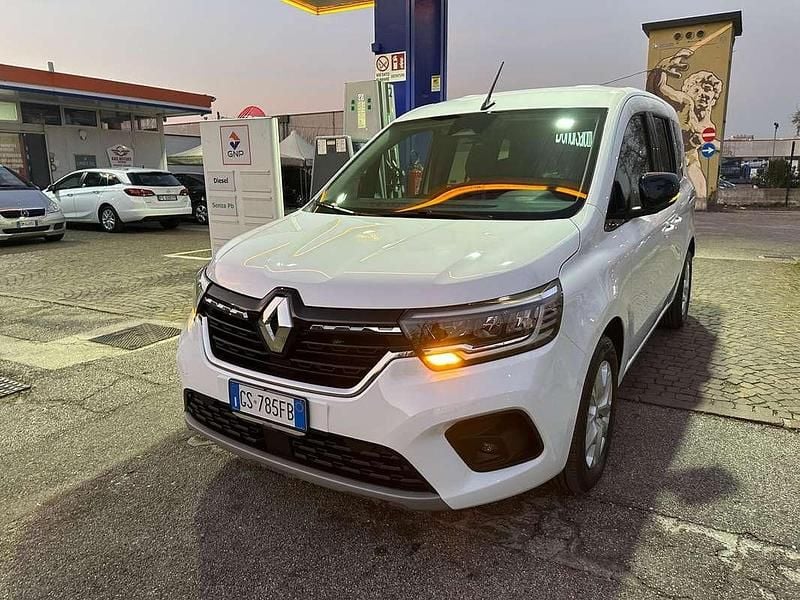 Usata Renault Kangoo Equilibre 95 CV (69 kW) 2024 Bianco Monovolume