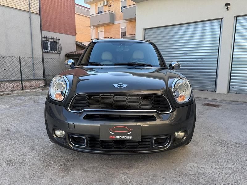 Usata Mini Cooper S Countryman 184 CV (135 kW) 2011 Grigio SUV