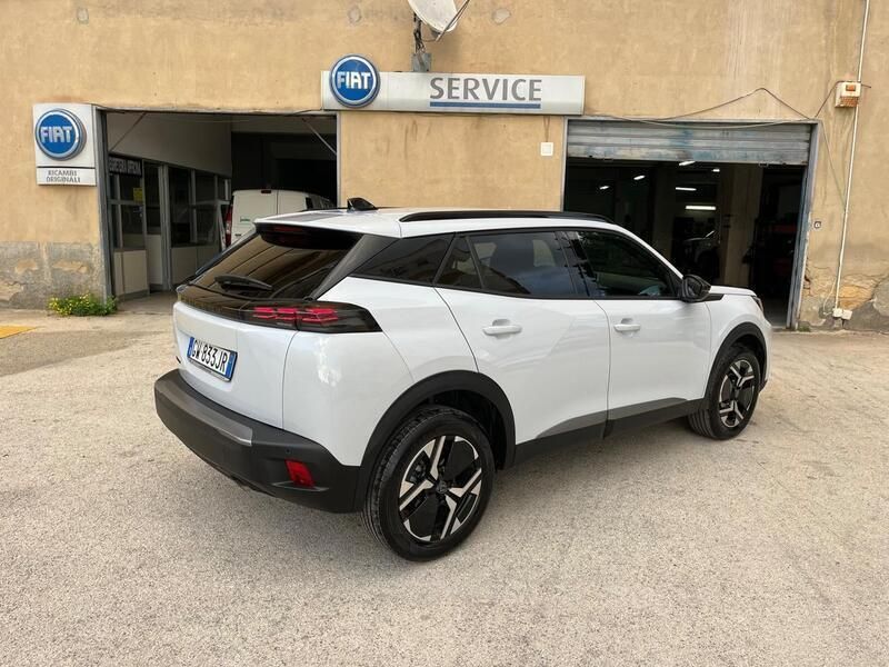 Nuova Peugeot 2008 Allure 101 CV (74 kW) 2025 Bianco SUV