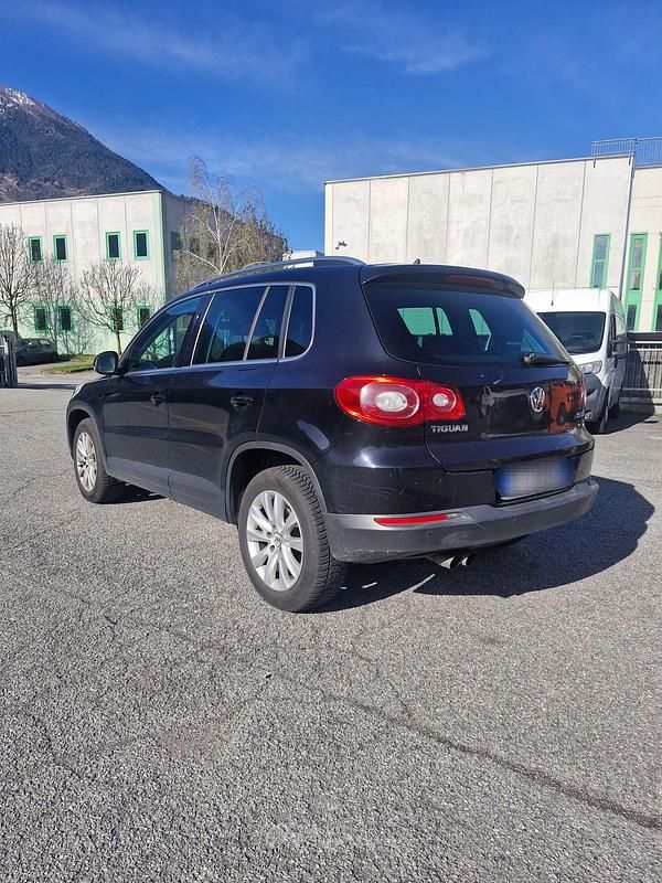 Usata VW Tiguan 140 CV (102 kW) 2010 Nero SUV