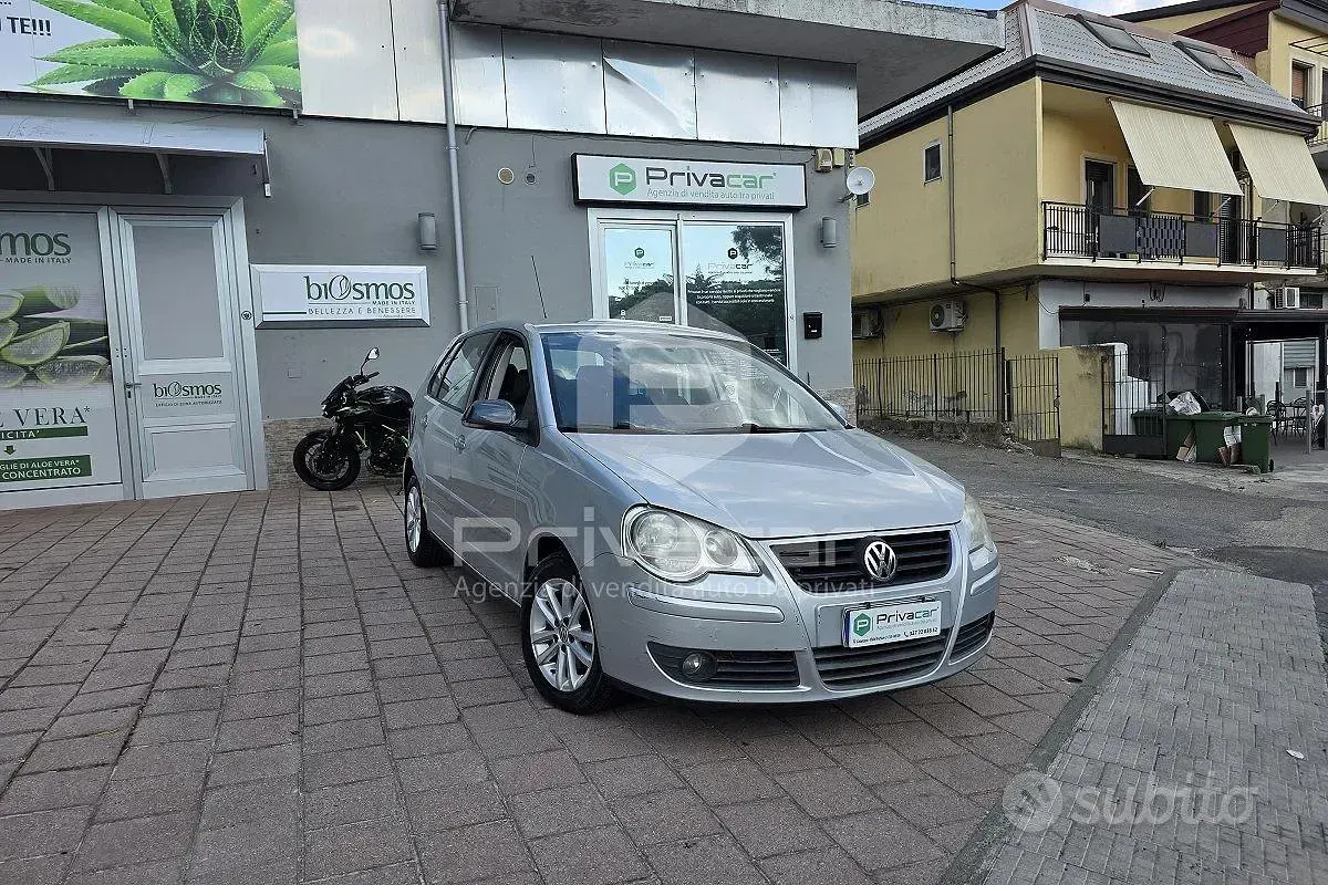 Usata VW Polo Comfortline 80 CV (58 kW) 2007 Grigio Utilitaria