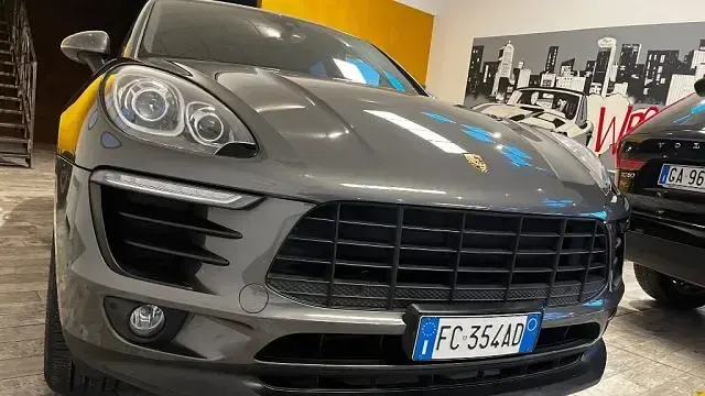 Usata Porsche Macan 250 CV (183 kW) 2015 Grigio SUV