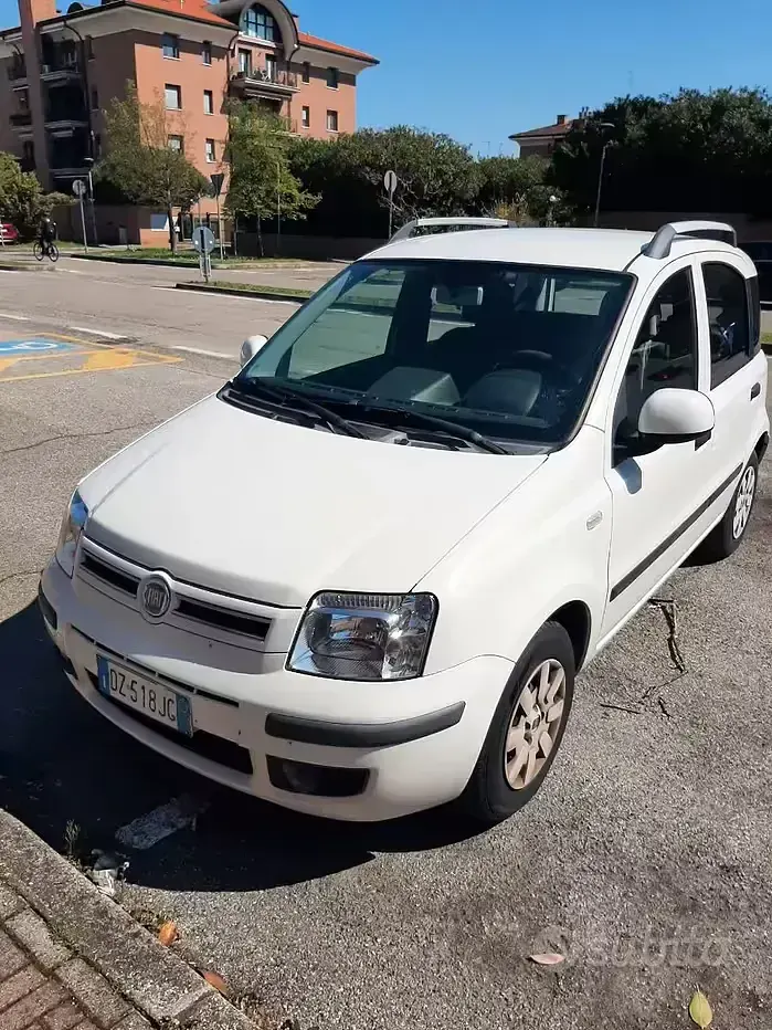 Usata Fiat Panda Dynamic 60 CV (44 kW) 2009 Bianco Utilitaria