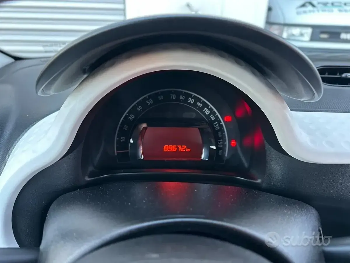 Usata Renault Twingo SE 69 CV (50 kW) 2016 Bianco Utilitaria
