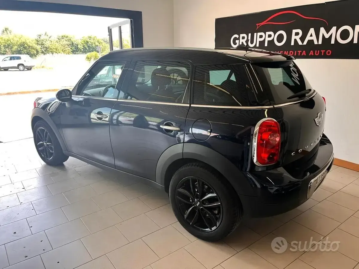 Usata Mini Cooper Countryman 111 CV (81 kW) 2014 Bluazzurro SUV