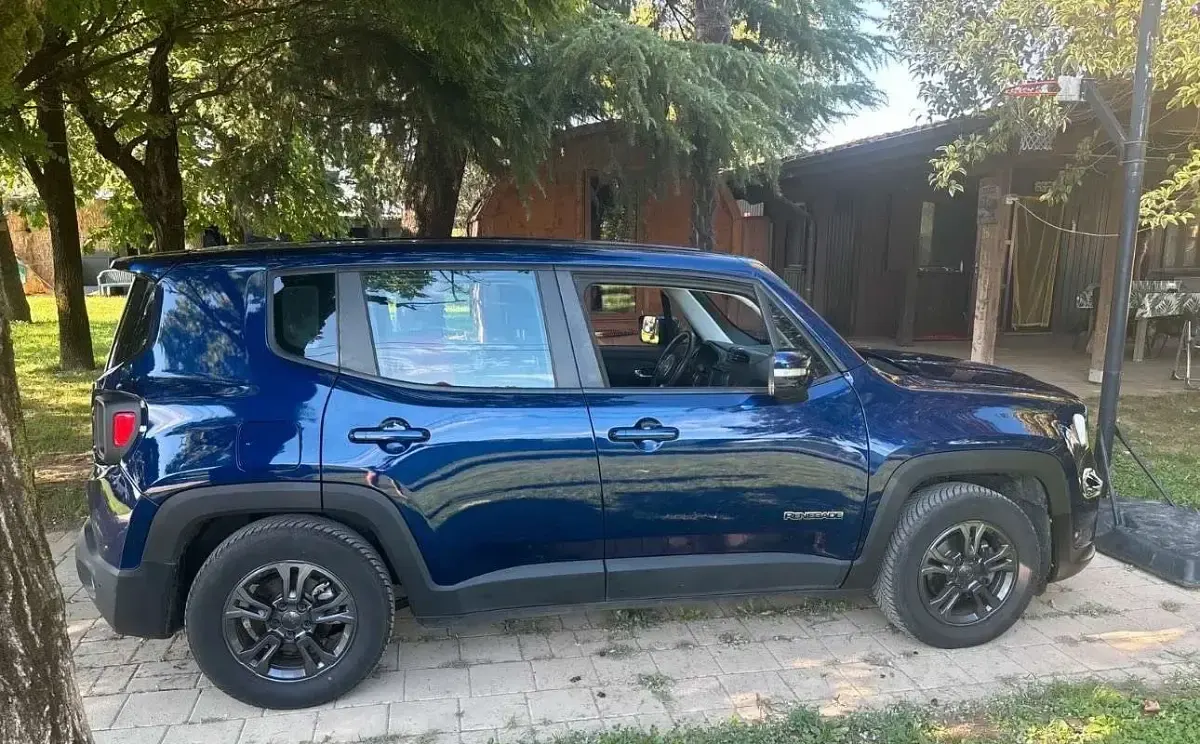 Usata Jeep Renegade Longitude 120 CV (88 kW) 2020 Blu/azzurro SUV