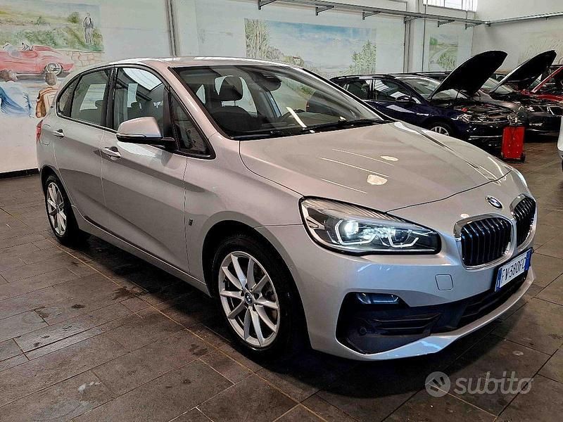 Usata BMW 225 Active Tourer iPerformance 135 CV (99 kW) 2019 Grigio Monovolume