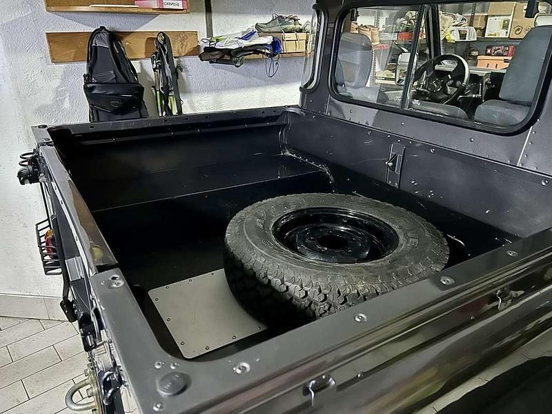 Usata Land Rover Defender 113 CV (83 kW) 2005 Pick-up