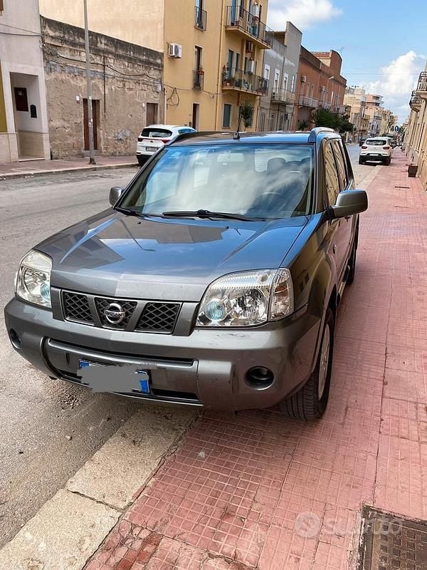 Usata Nissan X-Trail 2006 Grigio SUV