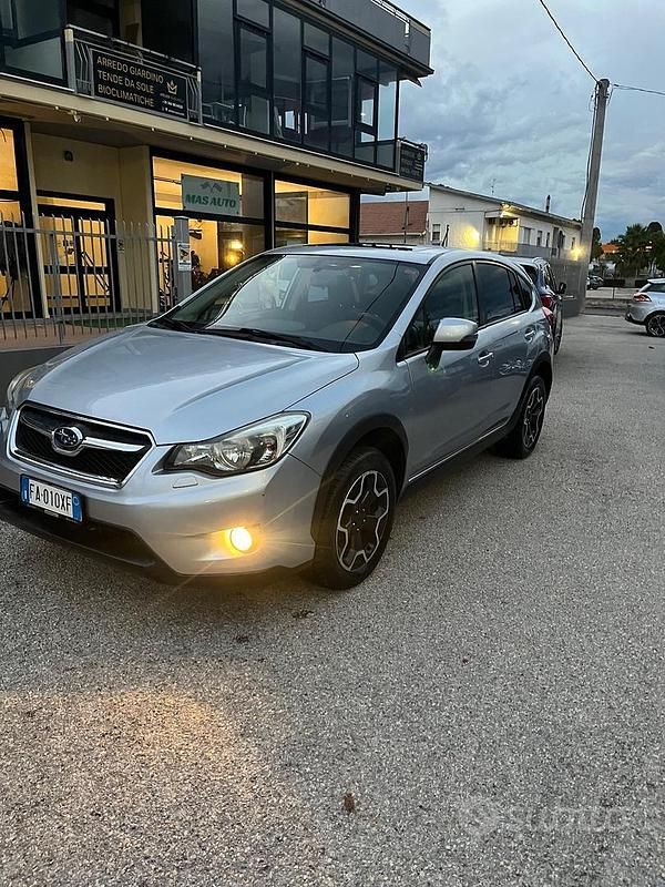 Usata Subaru XV 147 CV (108 kW) 2015 Argento SUV