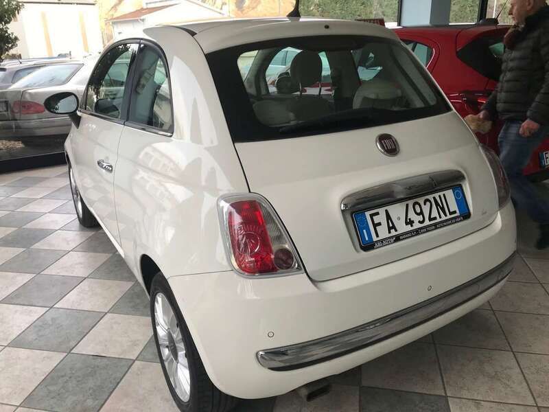 Usata Fiat 500 Lounge 95 CV (69 kW) 2015 Bianco Utilitaria