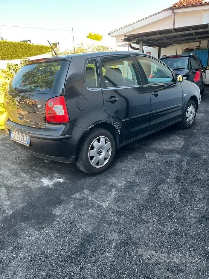 Usata VW Polo 75 CV (55 kW) 2004 Nero Berlina