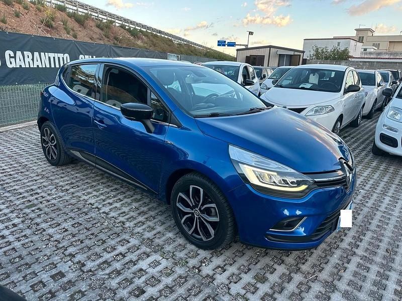 Usata Renault Clio IV Intens 90 CV (66 kW) 2019 Blu Berlina