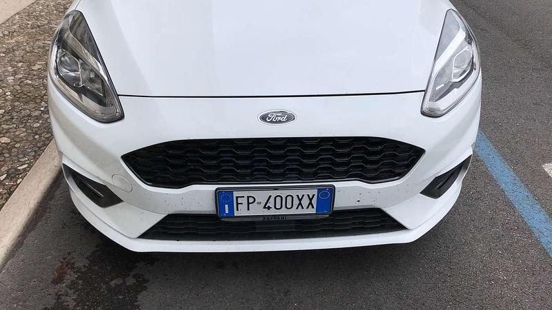 Gebraucht Ford Fiesta ST-Line 86 PS (63 kW) 2018 Weiß Kleinwagen