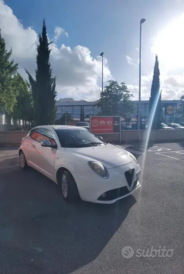 Usata Alfa Romeo MiTo Super 120 CV (88 kW) 2017 Bianco Utilitaria