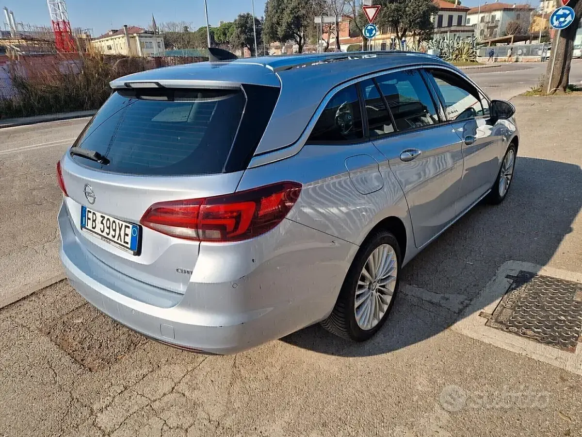 Usata Opel Astra S 110 CV (80 kW) 2016 Grigio Station wagon
