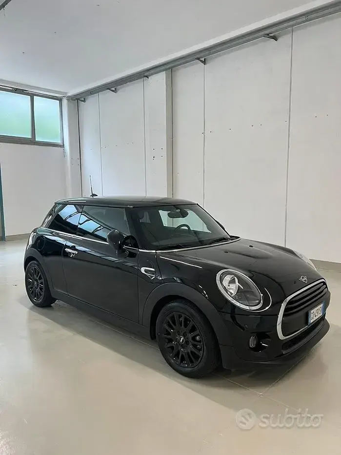 Usata Mini Cooper 2021 Nero Utilitaria