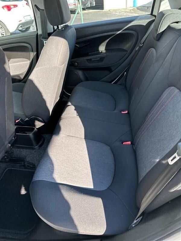 Usata Fiat Punto 75 CV (55 kW) 2014 Bianco Utilitaria